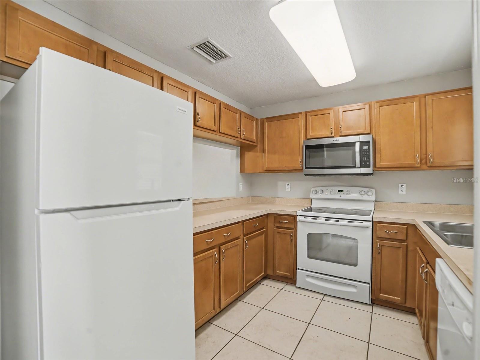 12958 Trade Port Pl photo 4