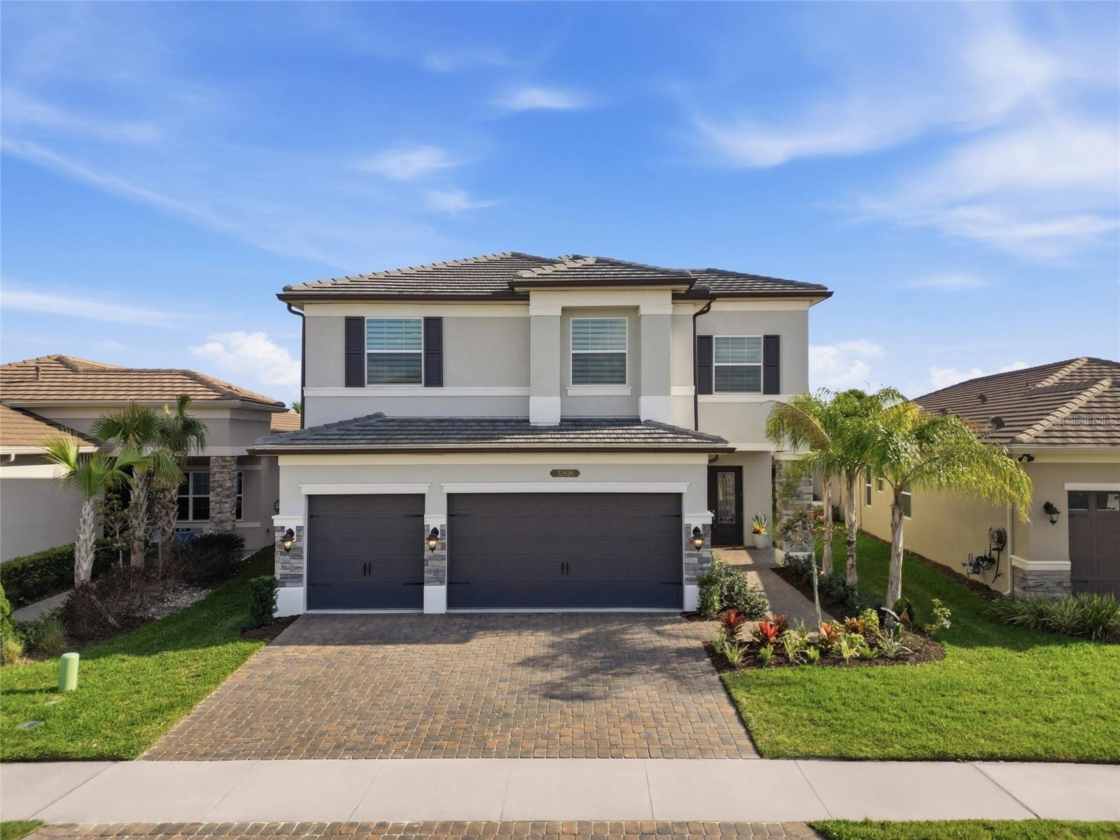 32626 Tree Of Life Ave photo 2