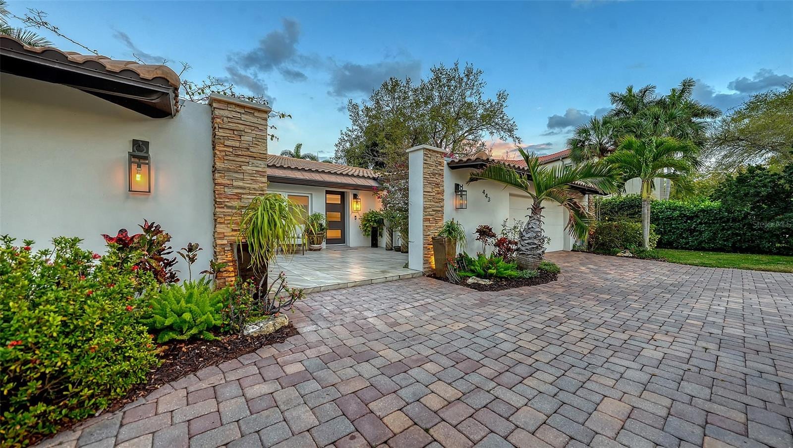 443 Bird Key Dr photo 2