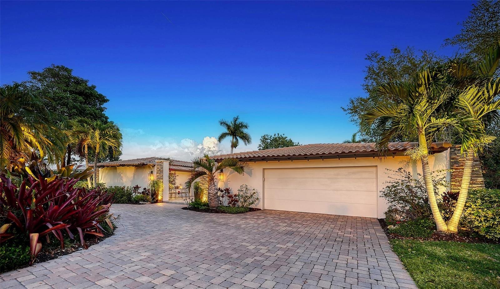 443 Bird Key Dr photo 4
