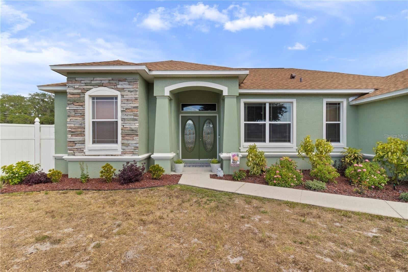 6003 Live Oak Dr photo 2