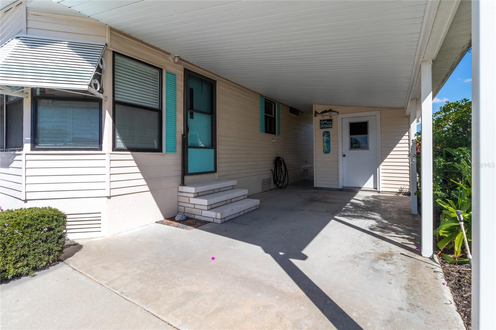 148 Nightingale Cir photo 5