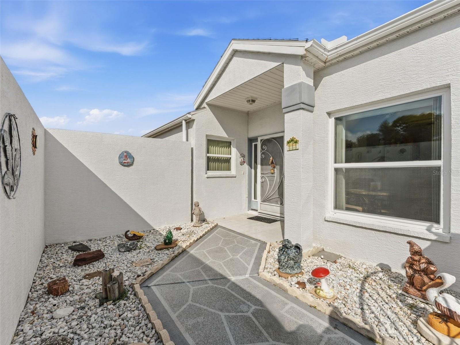 1007 LA Bamba CT photo 4