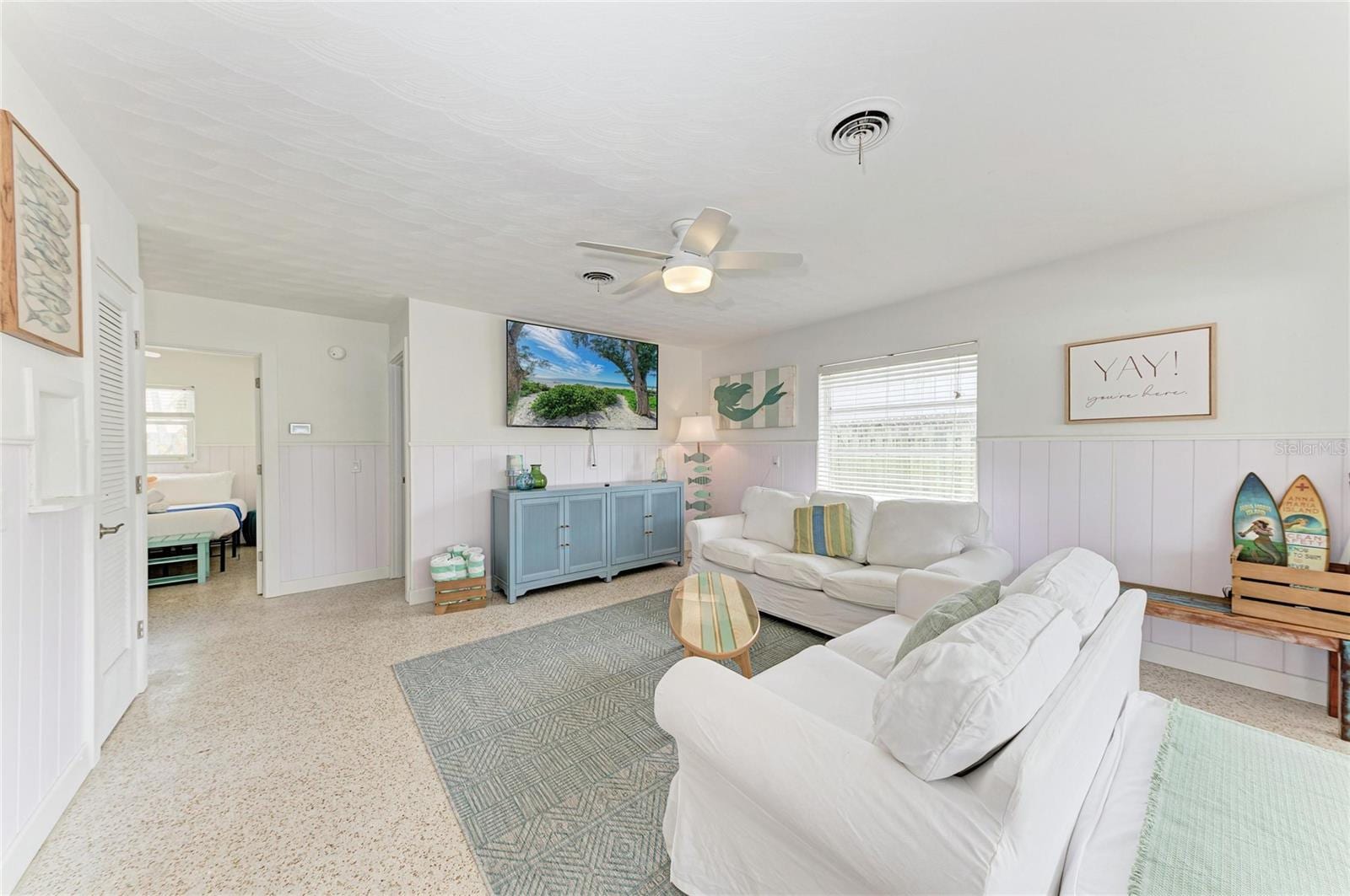 2111 Avenue B photo 4