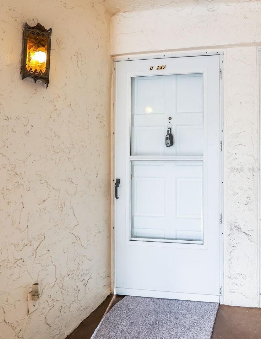 225 Country Club Dr #D237 photo 2