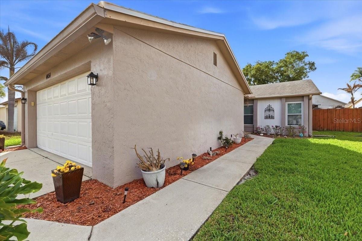 4454 Glenns Lndg photo 2