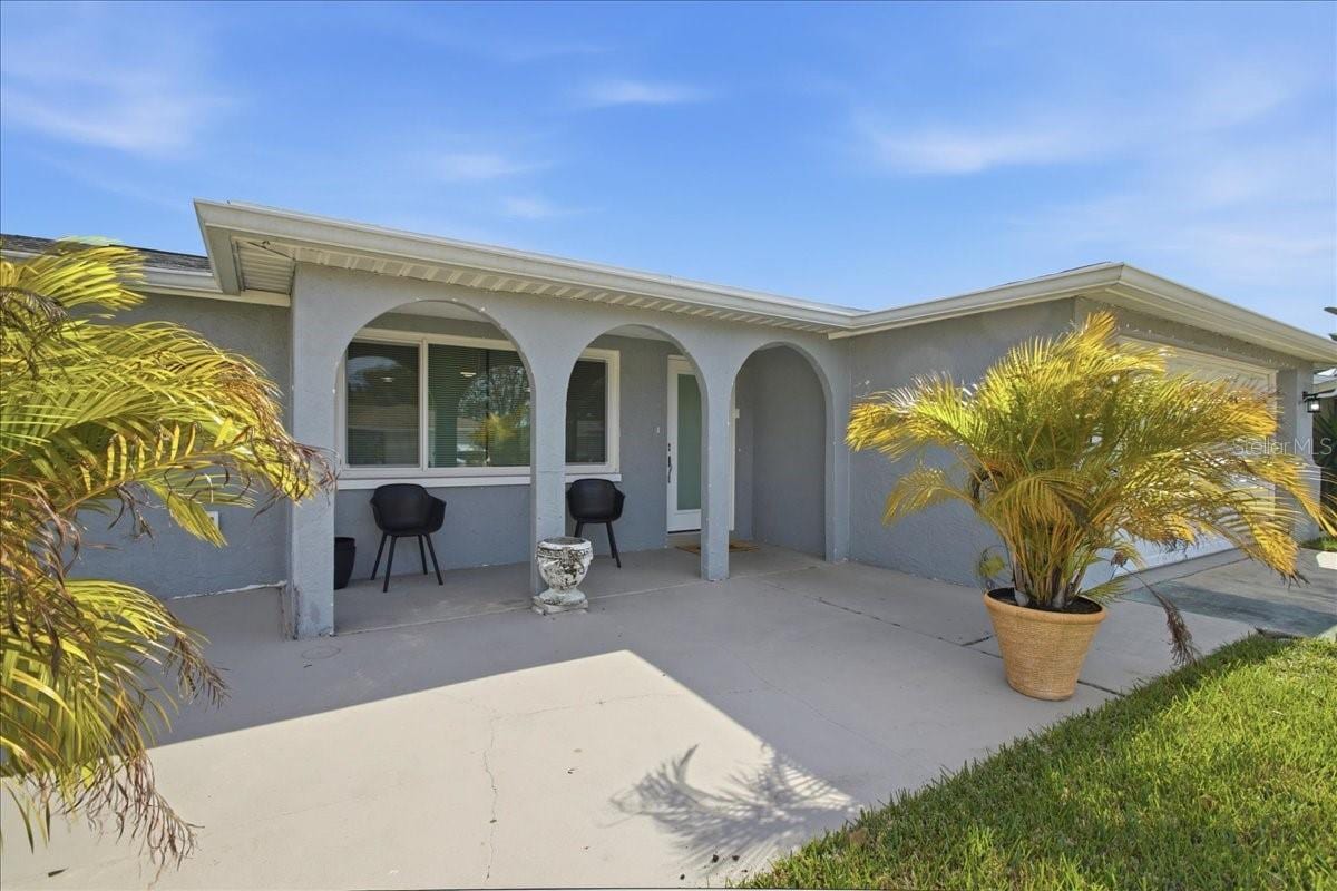 3606 Cockatoo Dr photo 2