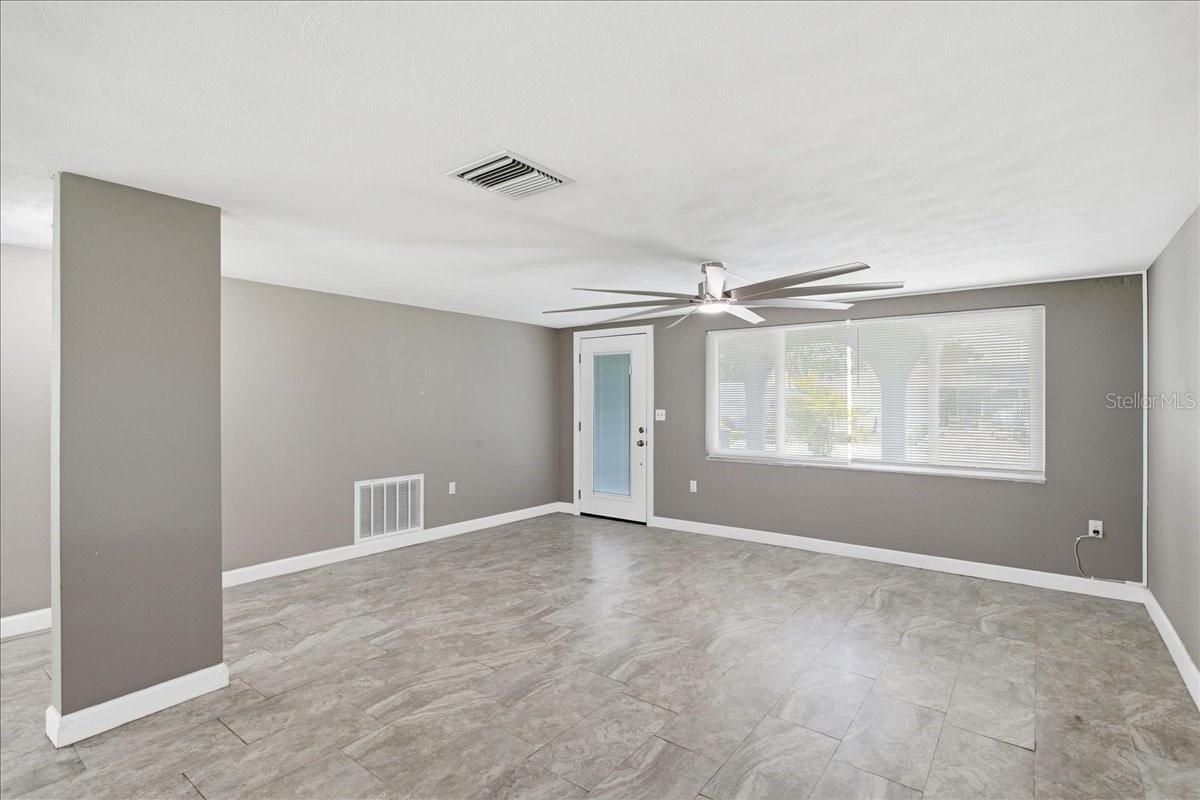 3606 Cockatoo Dr photo 5