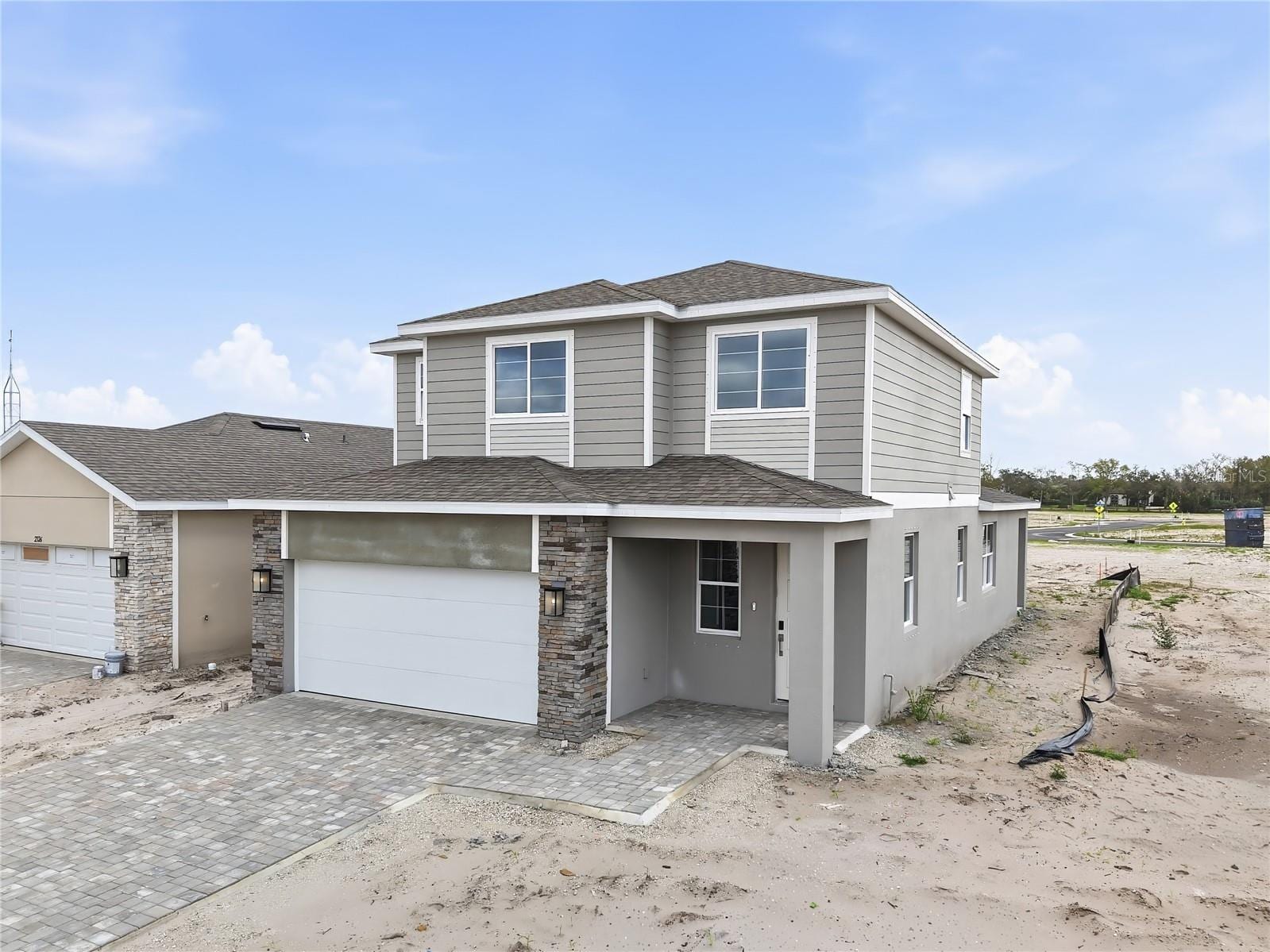 2322 Anders Dr photo 2