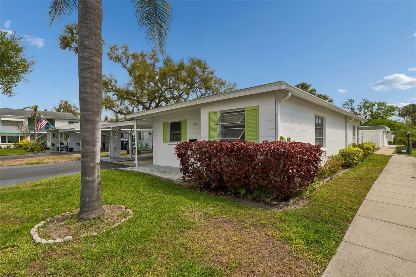 6026 LILLI Way photo 3