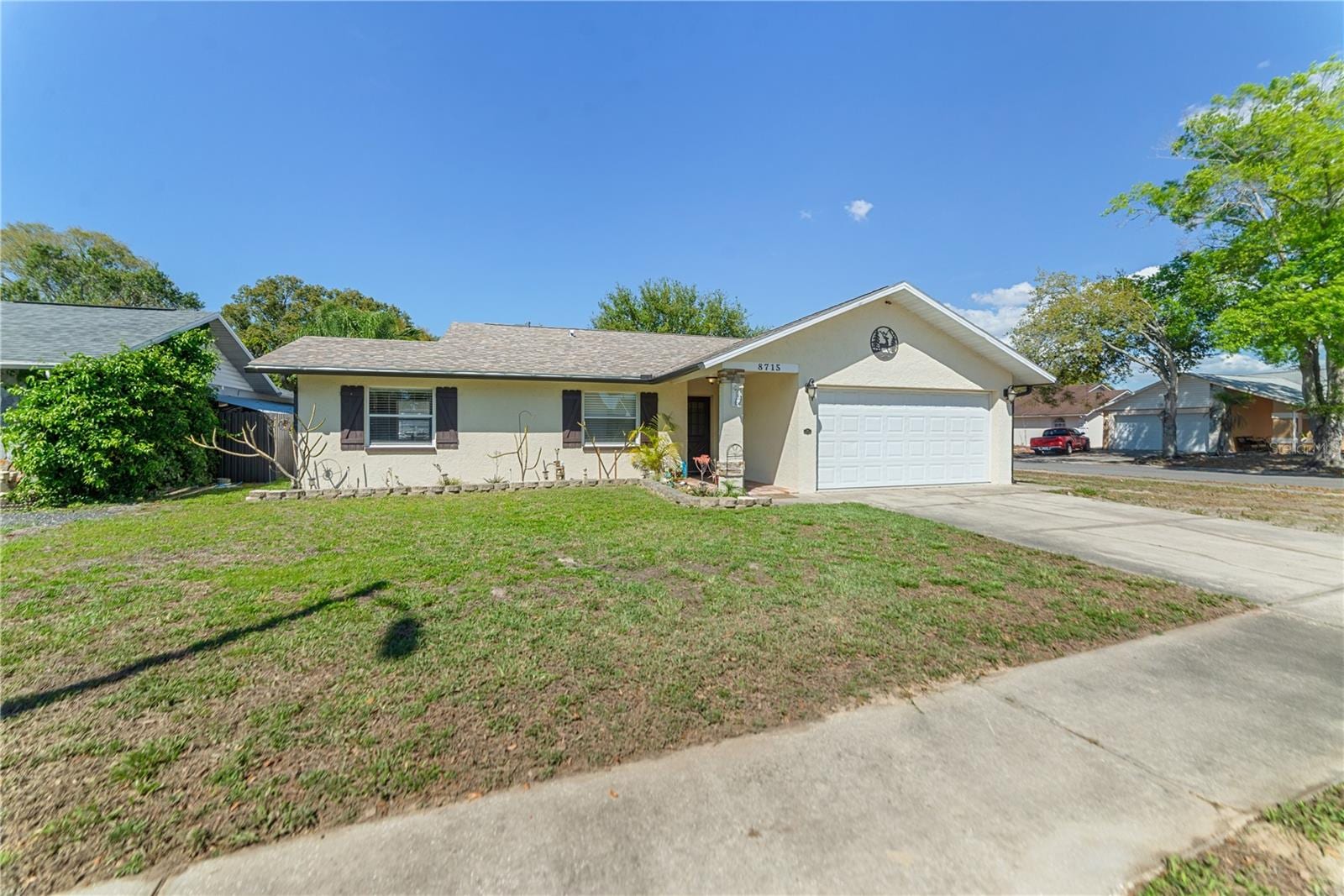 8715 Huntsman Ln photo 3