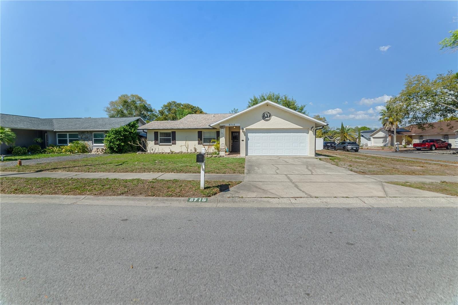 8715 Huntsman Ln photo 5