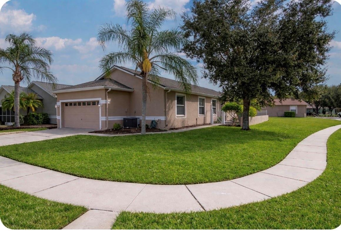 21433 Diamonte Dr photo 2