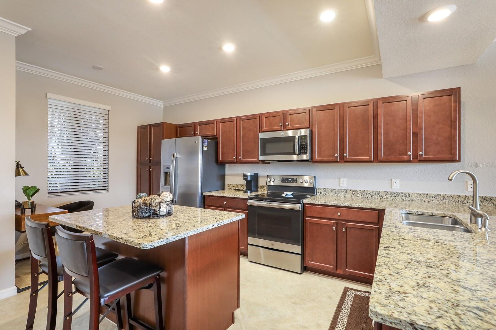 16904 Vardon Ter #304 photo 3