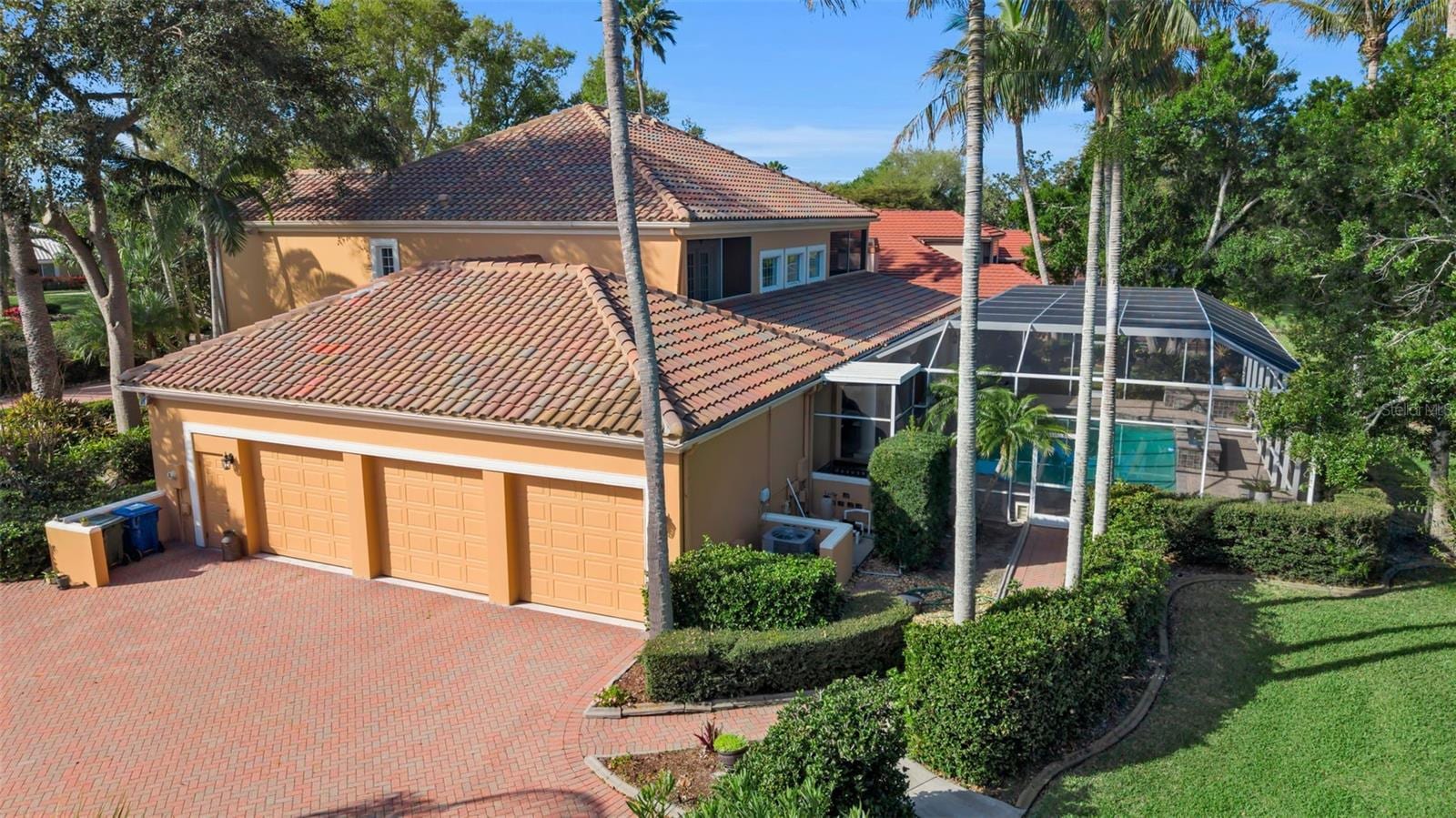 4079 Las Palmas Way photo 3