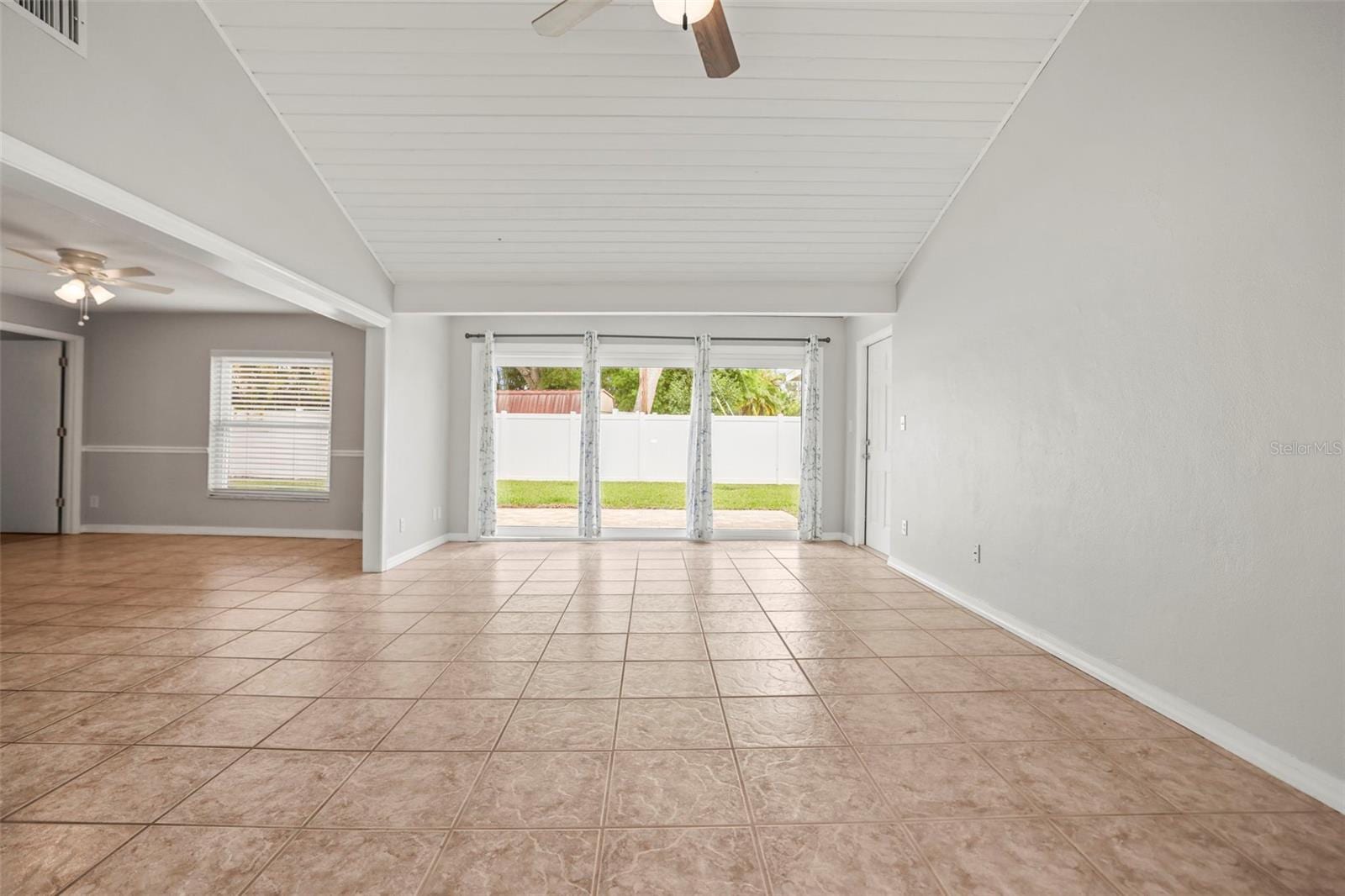 7955 Bayshore Dr photo 5