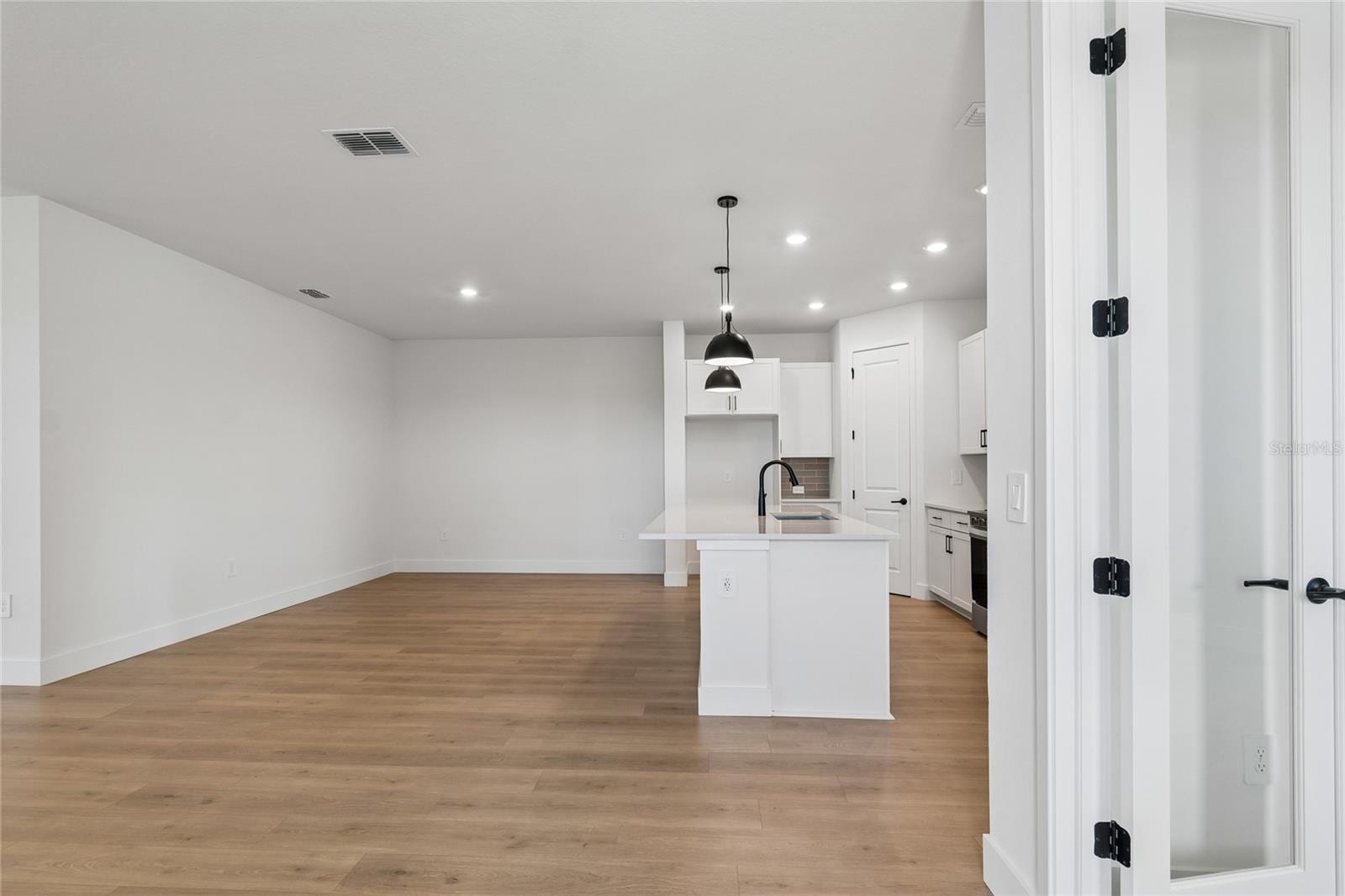 2808 Marrakesh Ln photo 3