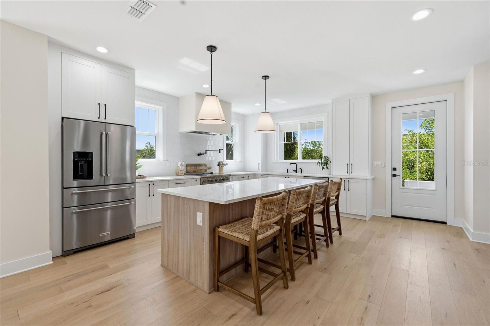 1811 Bayou Grande Blvd NE photo 3