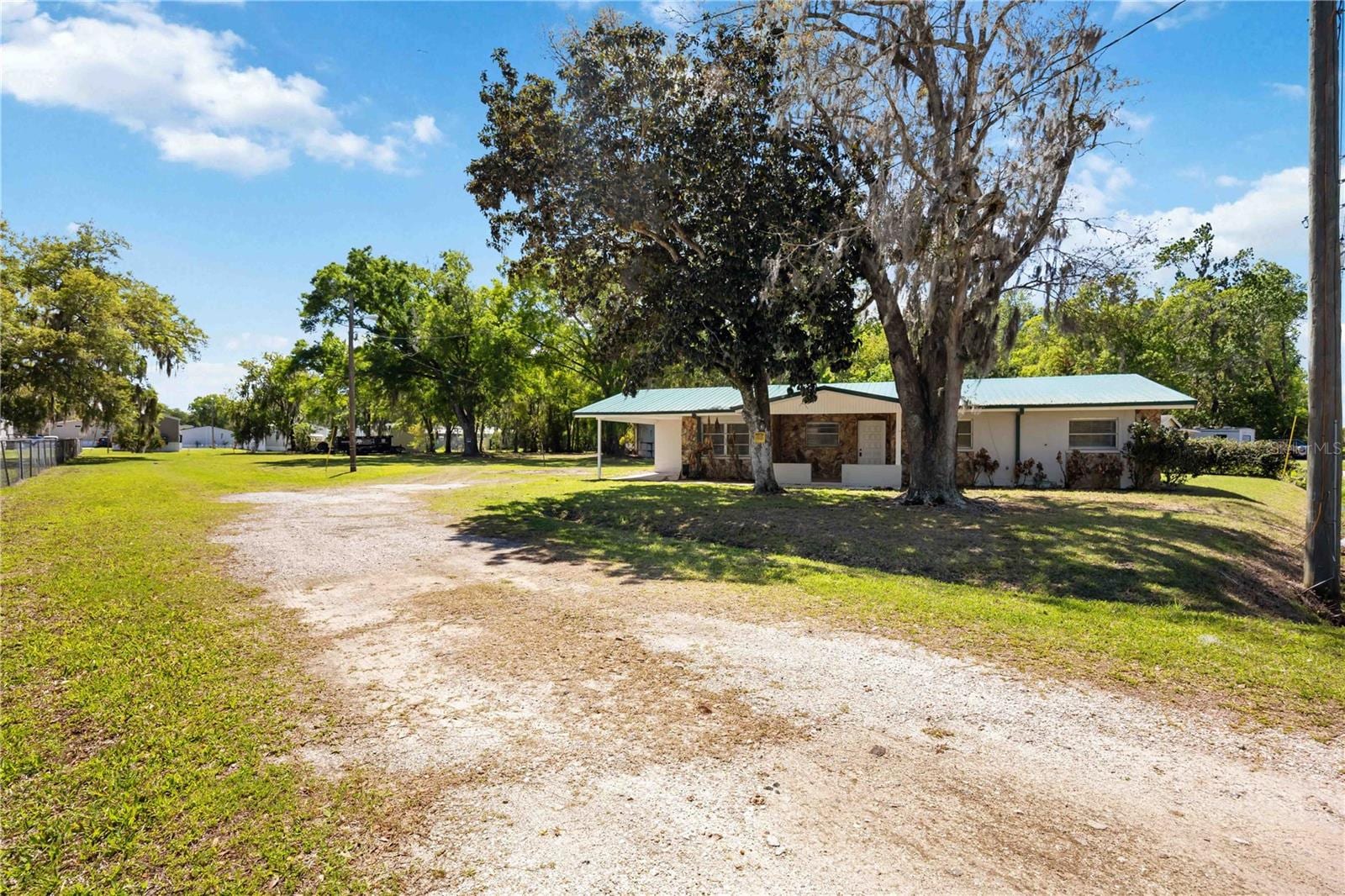 1432 Banana Rd photo 3