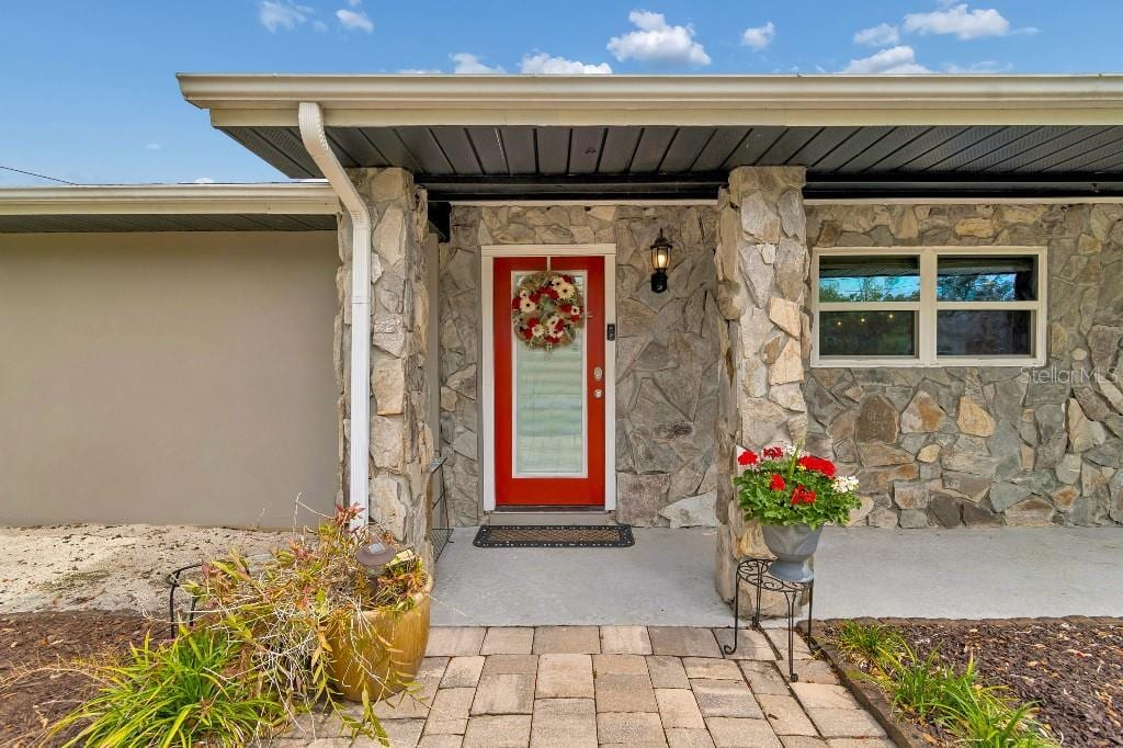 1611 Sunnyhills Dr photo 2