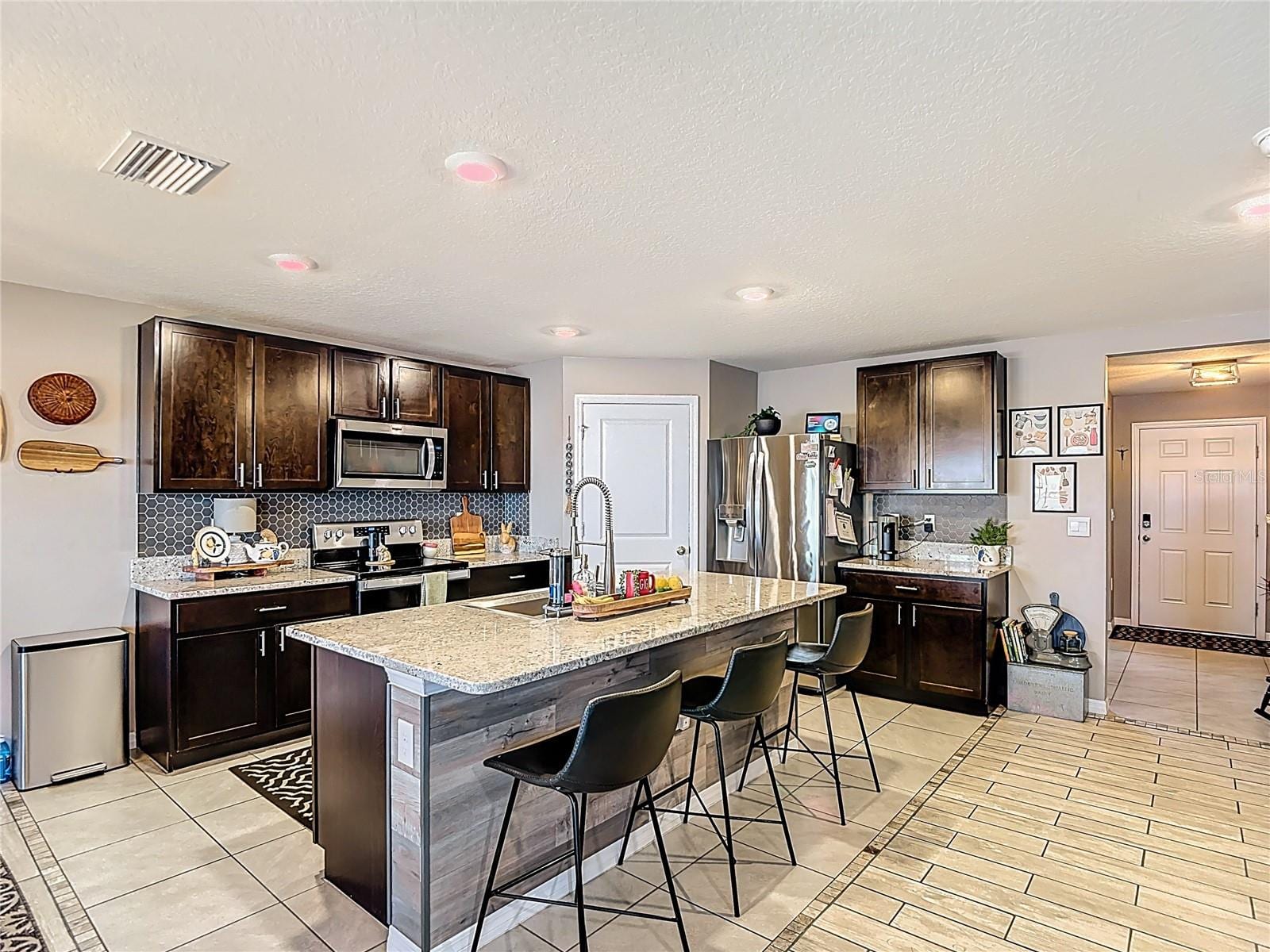 38287 Sonnet Landing Ave photo 5