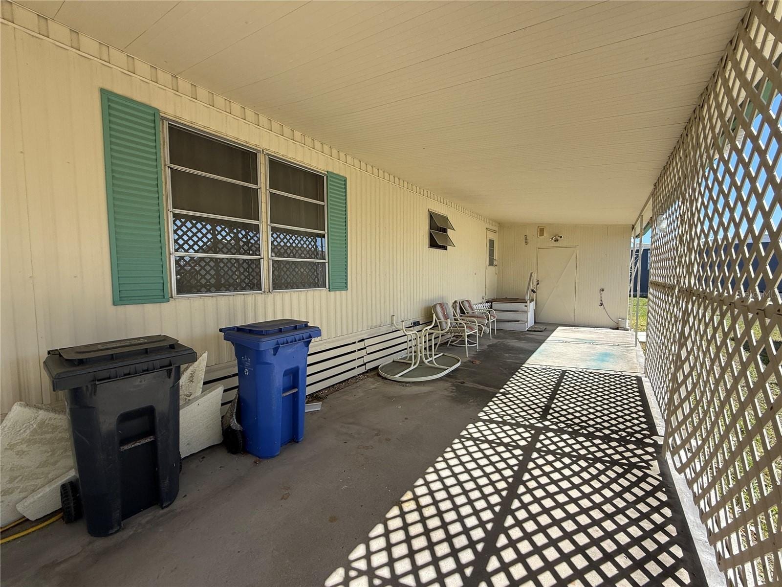 105 Saint Martins Way photo 5