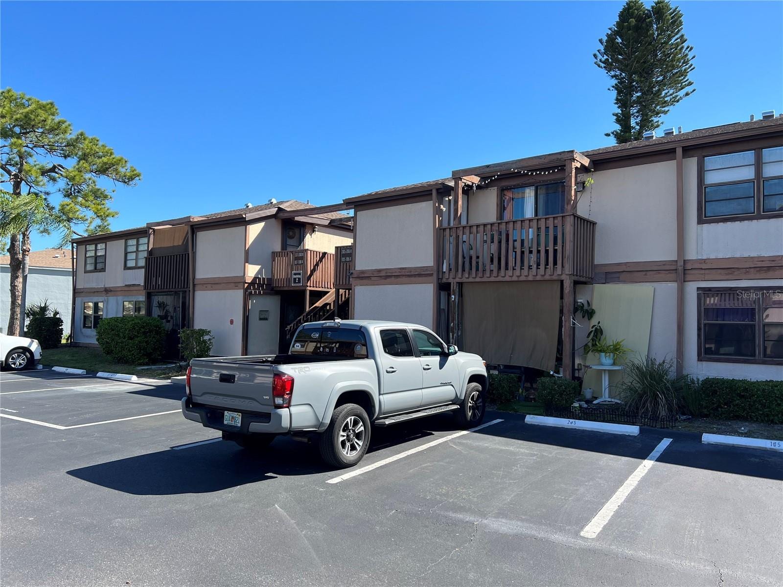 5026 Water Oak Dr #208 photo 3