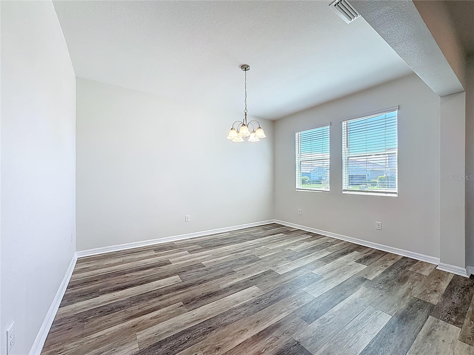 11828 Cara Field Ave photo 3