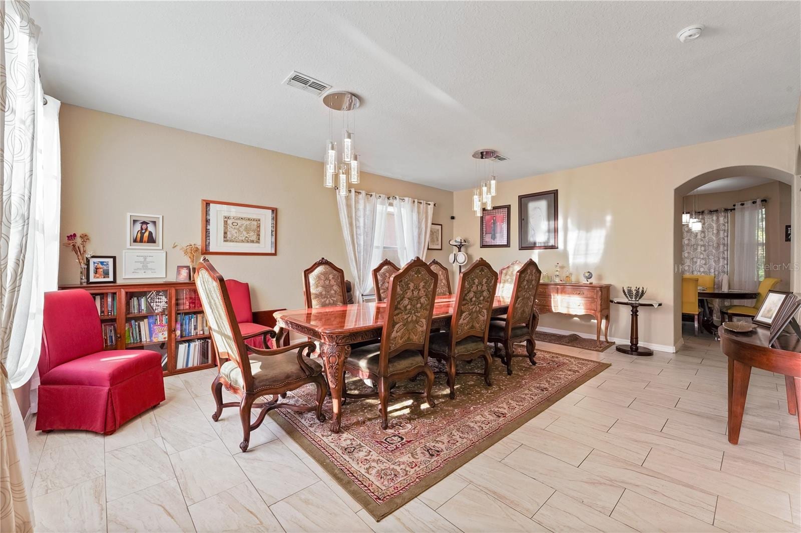 10702 Deerberry Dr photo 5