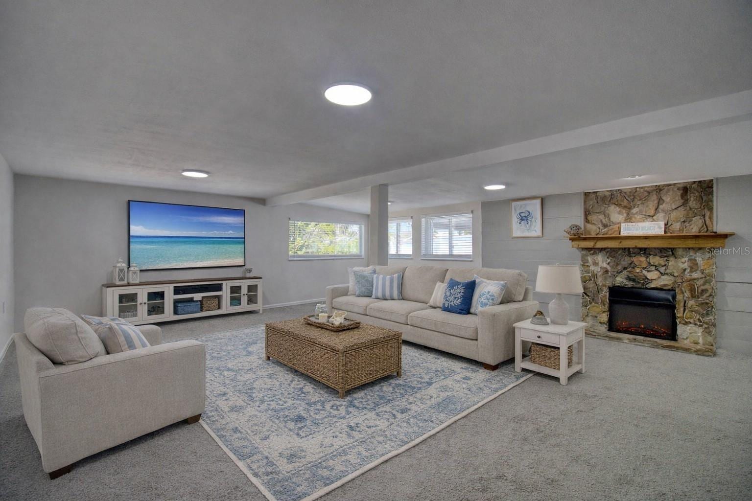 6820 Sea Ranch Dr photo 4