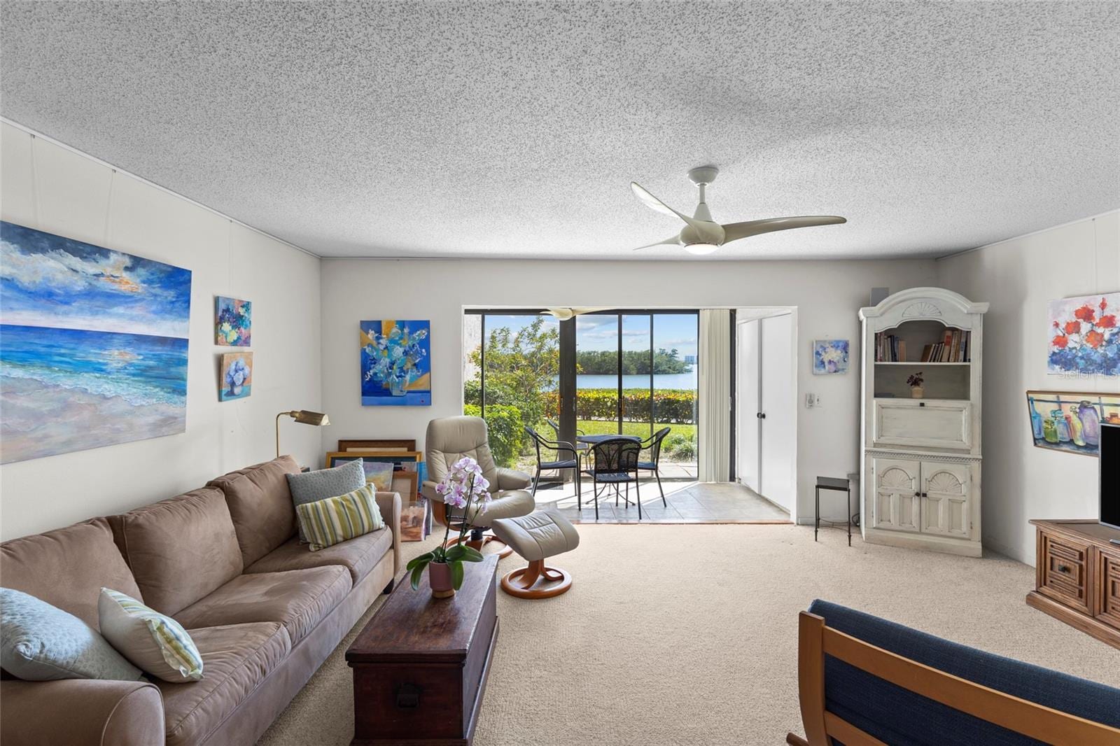 1520 Pelican Point Dr #155 photo 4