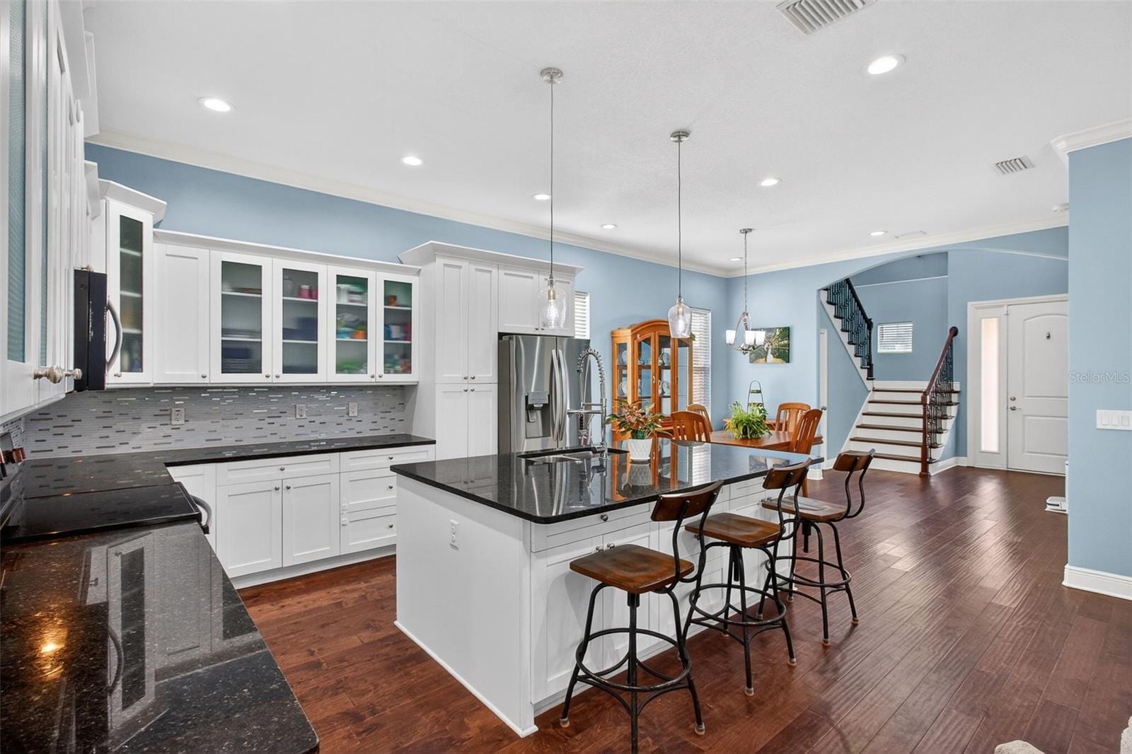 3503 W Price Ave photo 4
