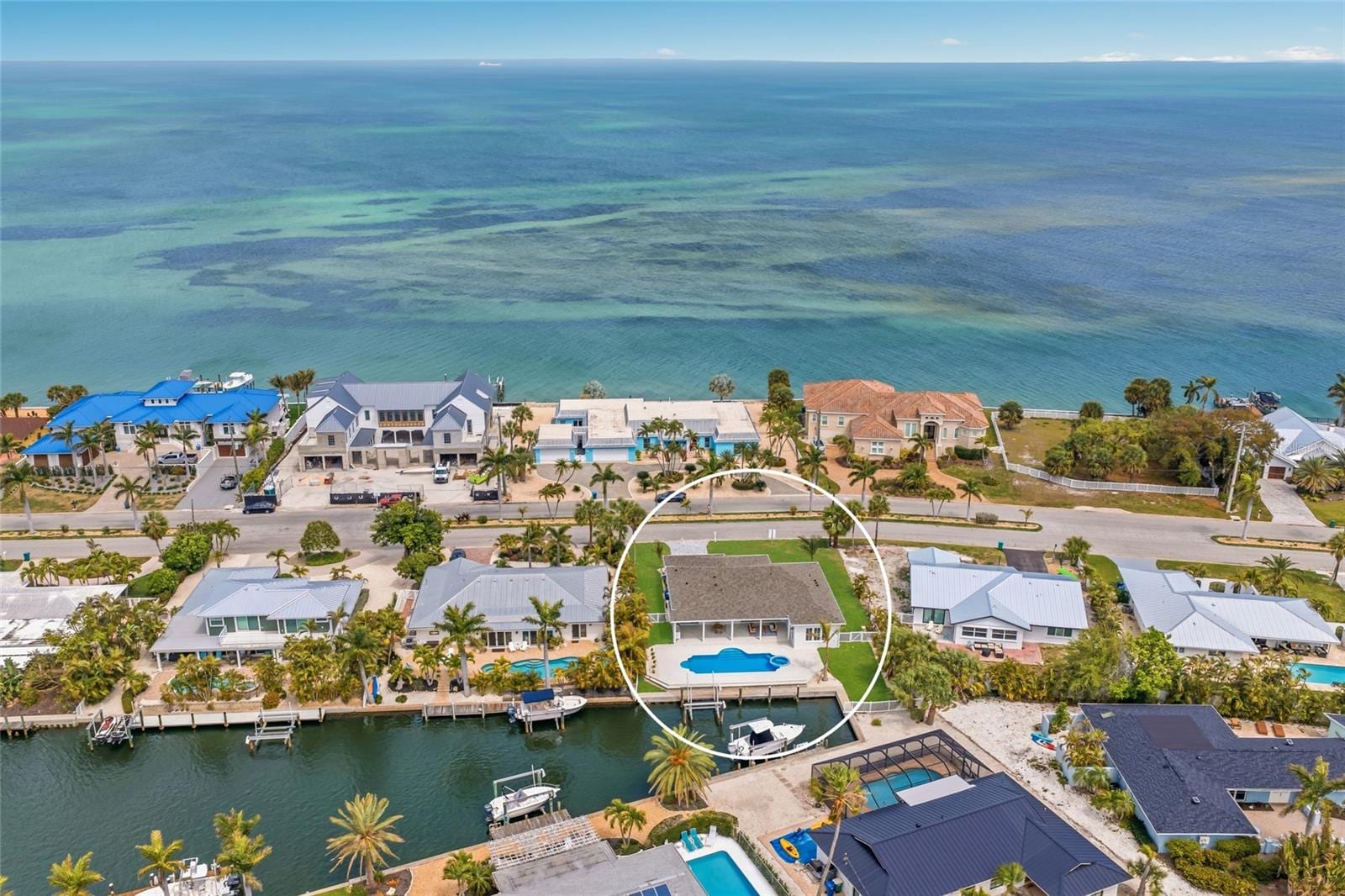 680 Key Royale Dr photo 2