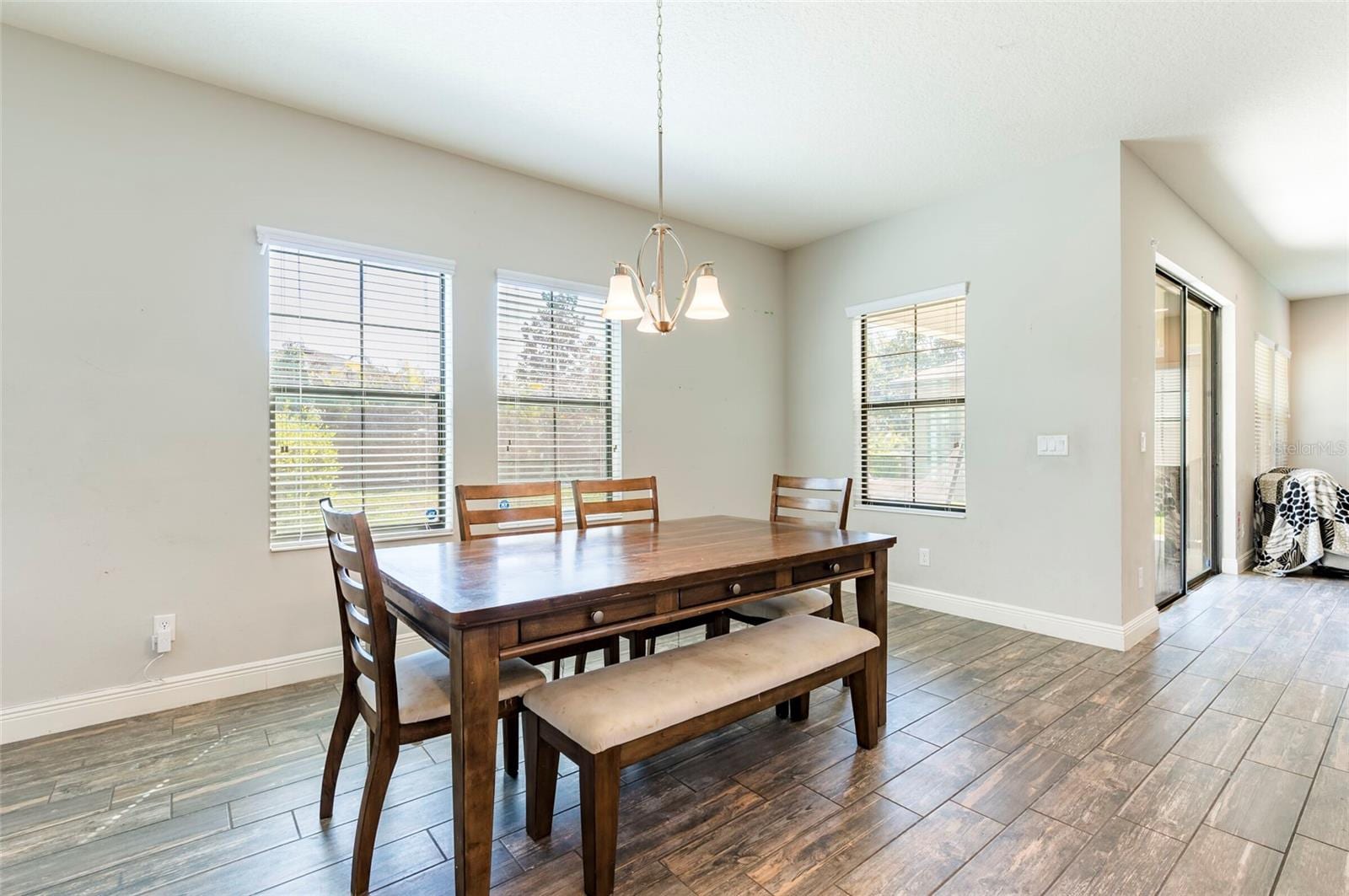 4124 Revival Ln photo 4