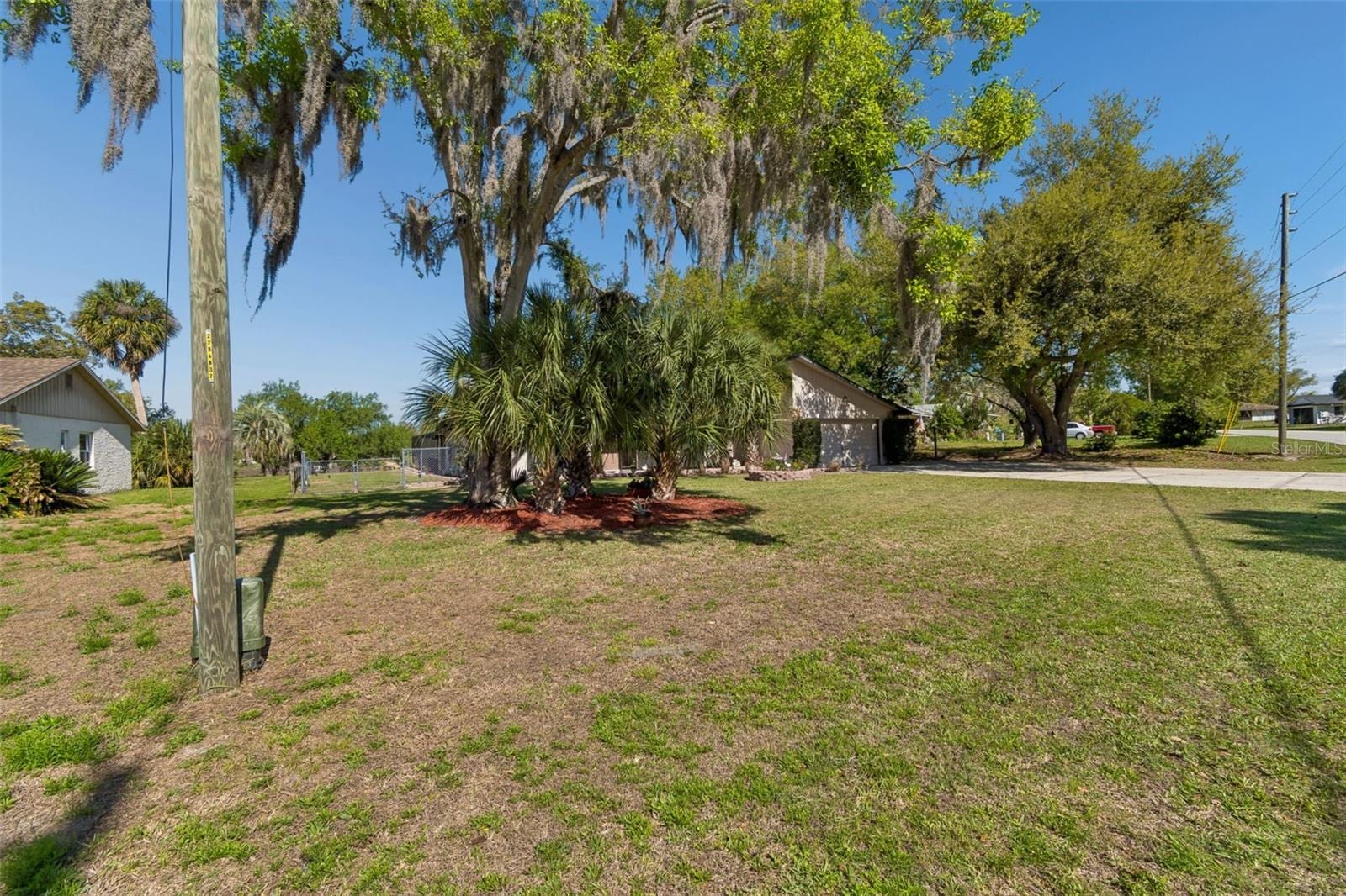 5059 Bernadette Dr photo 3