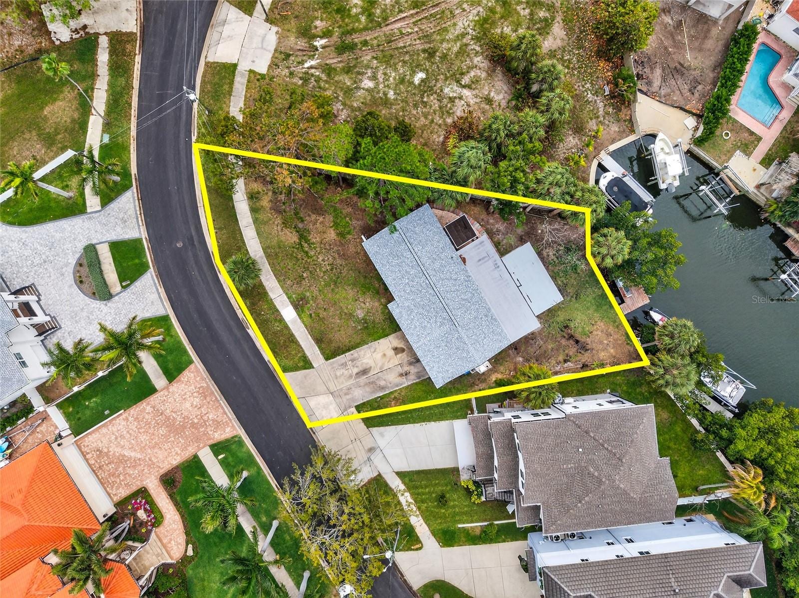 1809 Bayou Grande Blvd NE photo 3