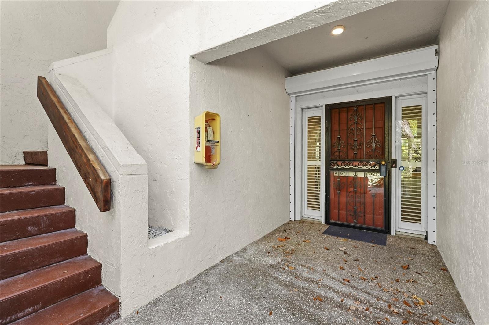 3324 Thornwood Rd #3324 photo 2