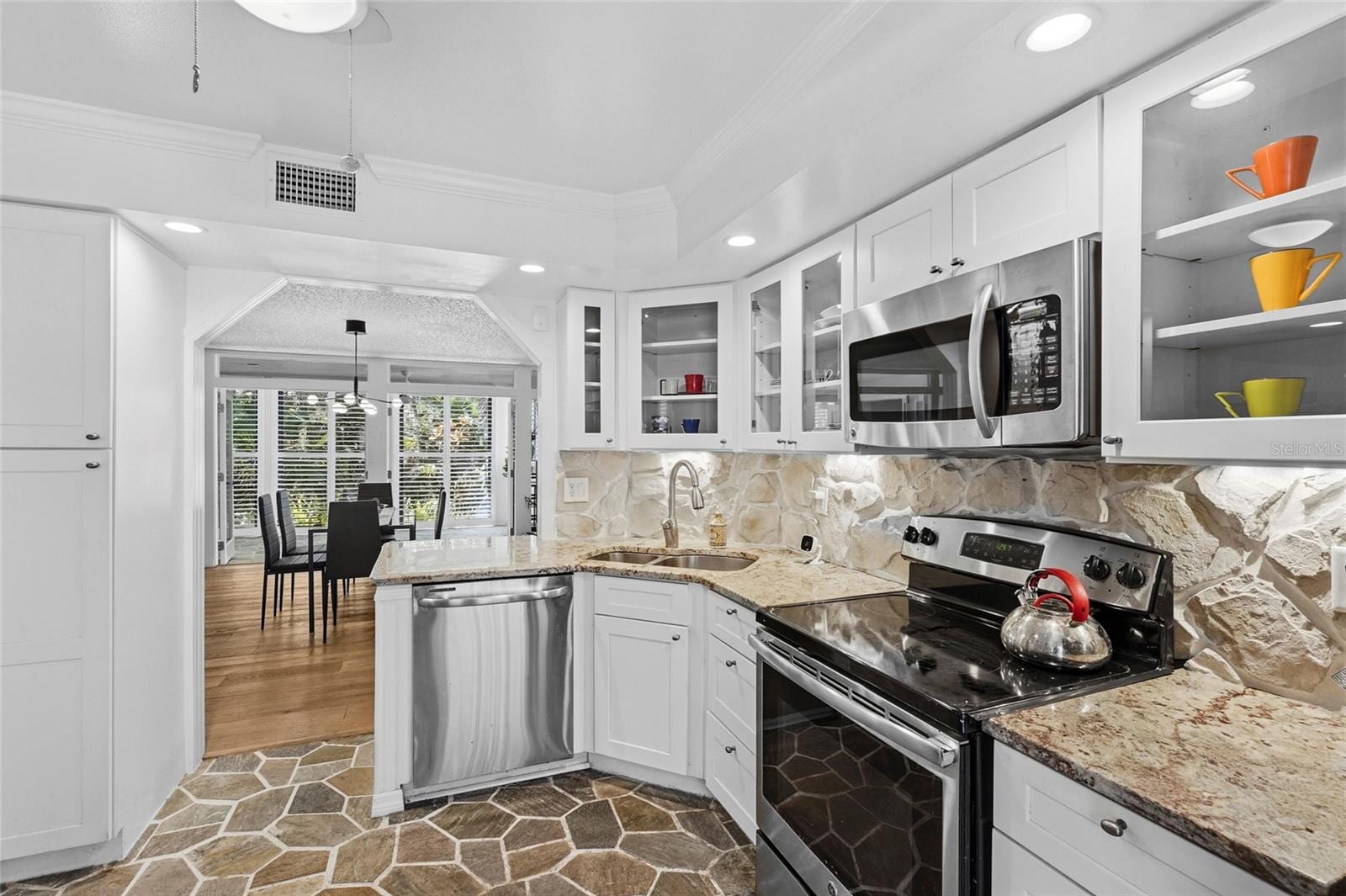 3324 Thornwood Rd #3324 photo 5