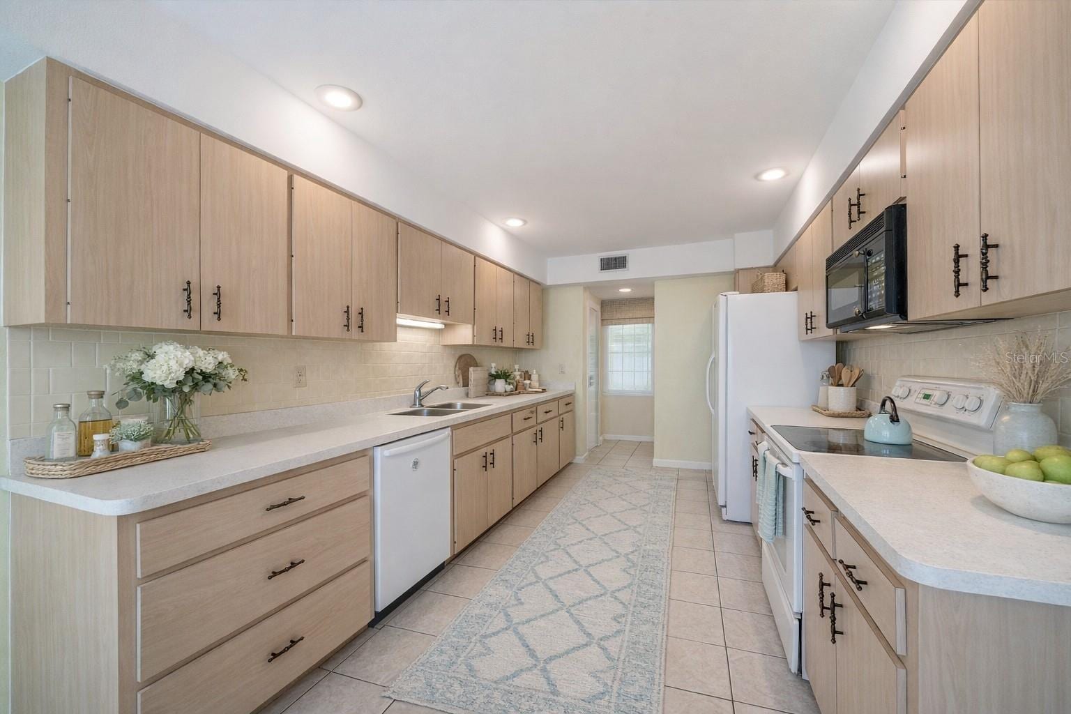 3527 52nd Ave W photo 5