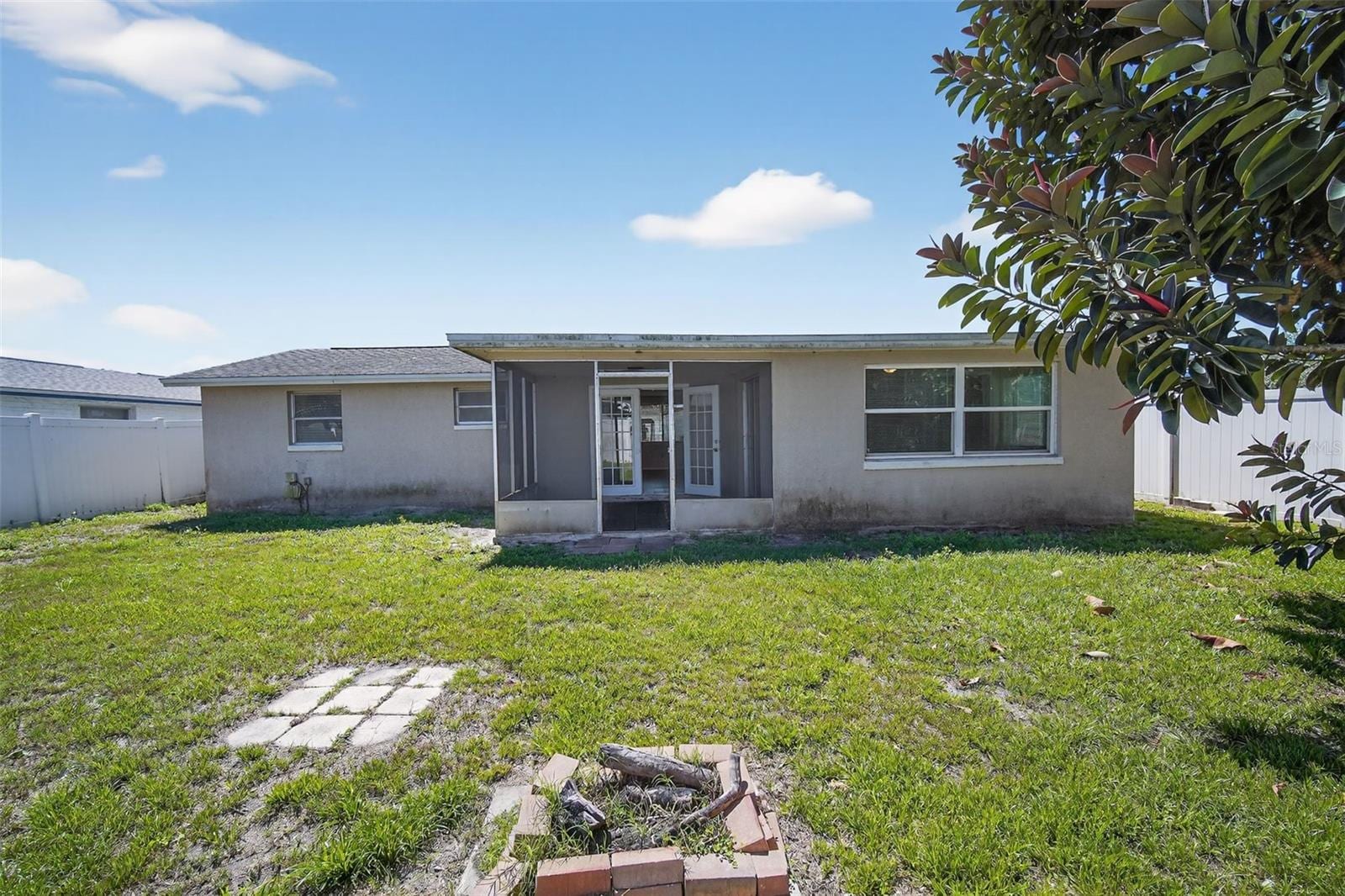 3537 Seffner Dr photo 3
