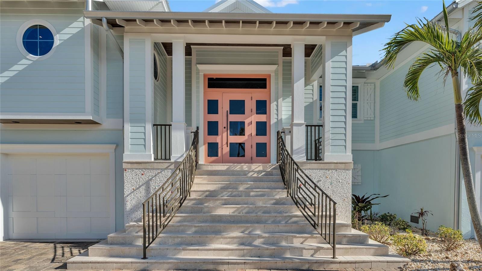 635 Key Royale Dr photo 4