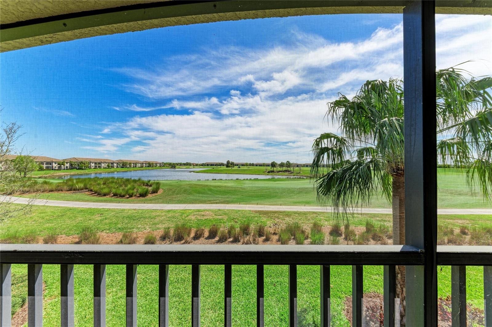 5558 Palmer Cir #205 photo 2