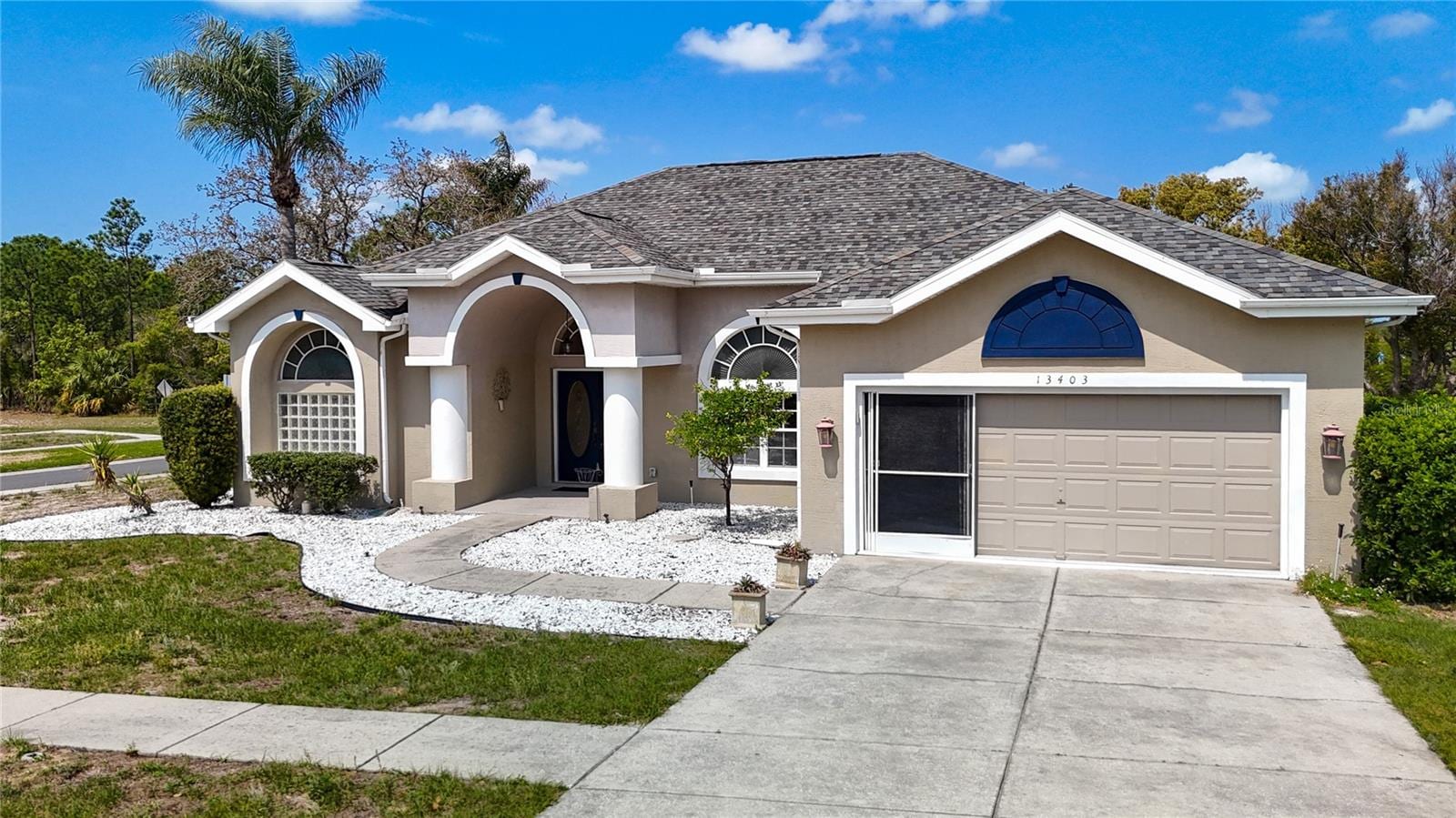 13403 Bolton CT photo 4
