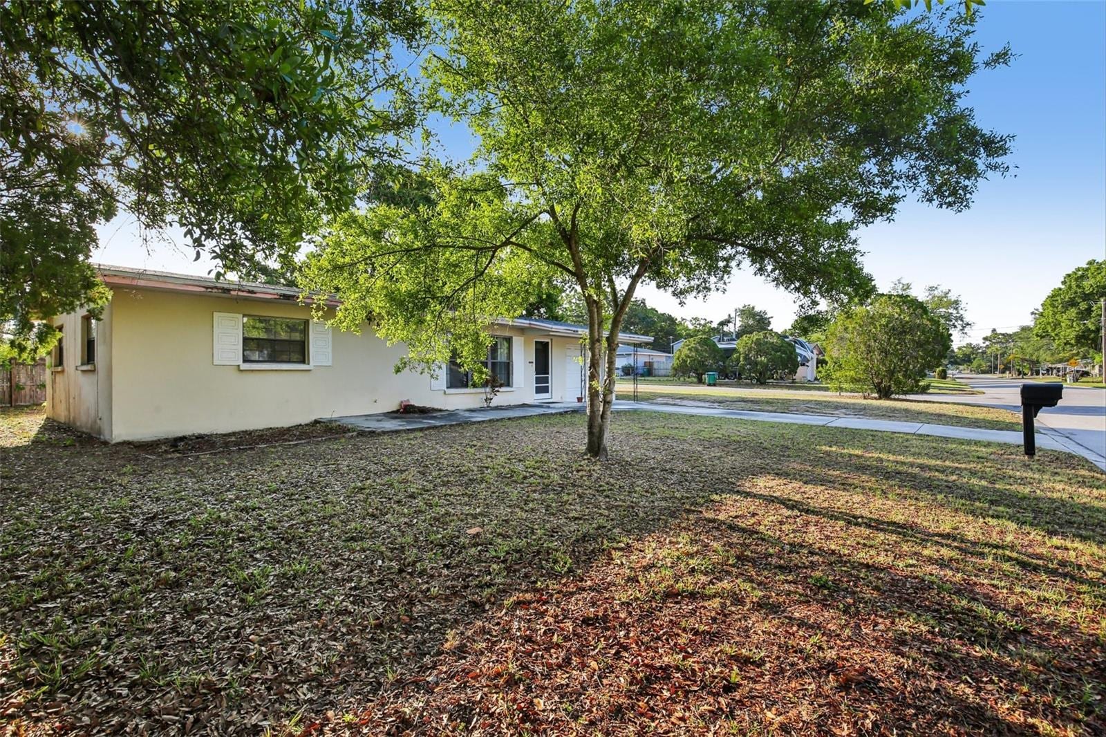 1415 Wood Ave photo 3