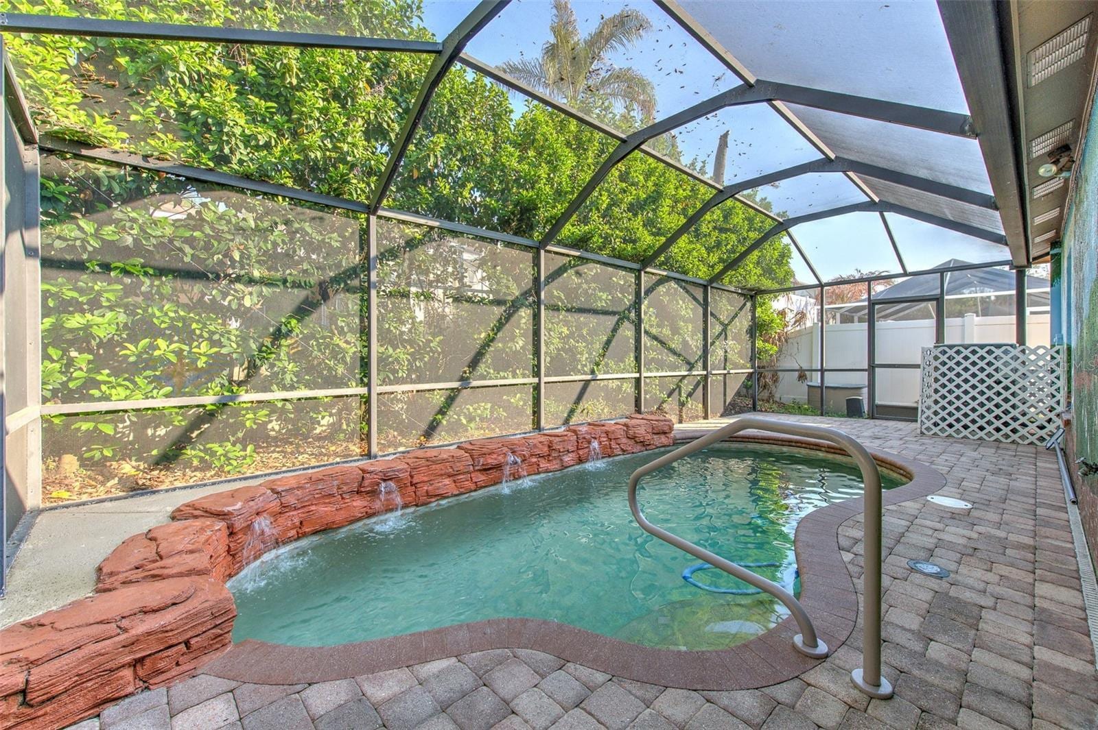 4719 Portobello Cir photo 2