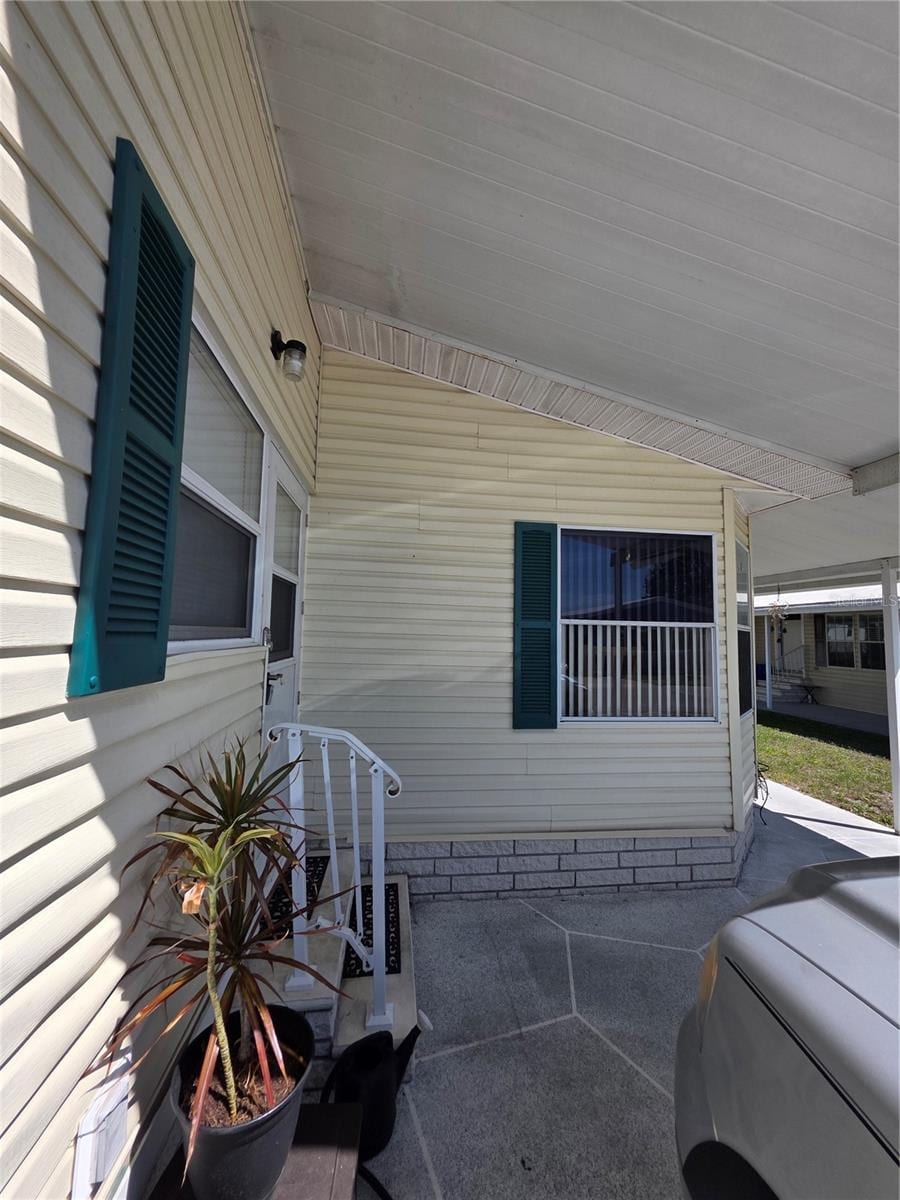 340 Canal Way photo 4