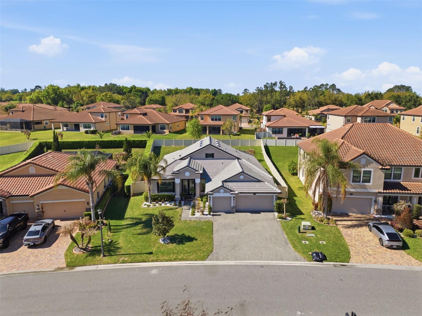 1844 Via Lago Dr photo 4