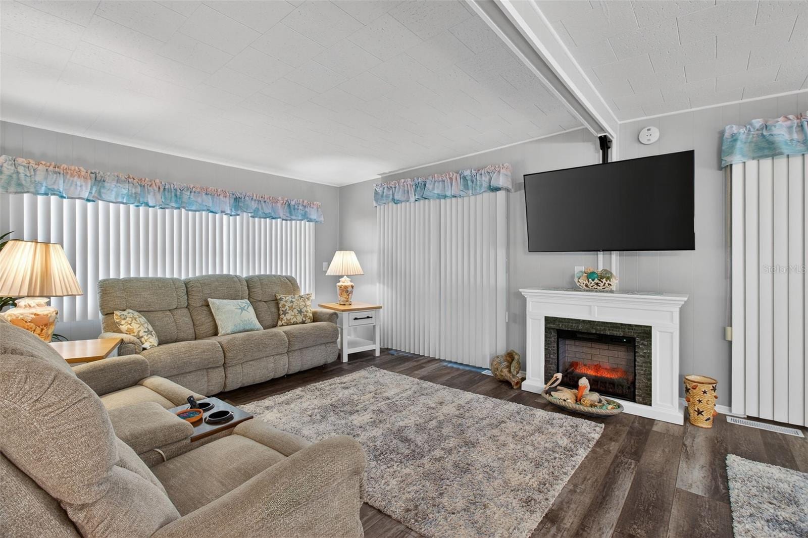 2000 E Bay Dr #132 photo 2