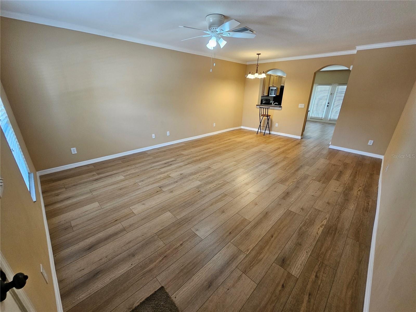 16320 Swan View Cir photo 4