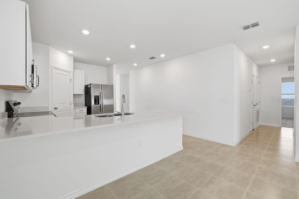 13502 Tropical Breeze Way photo 3